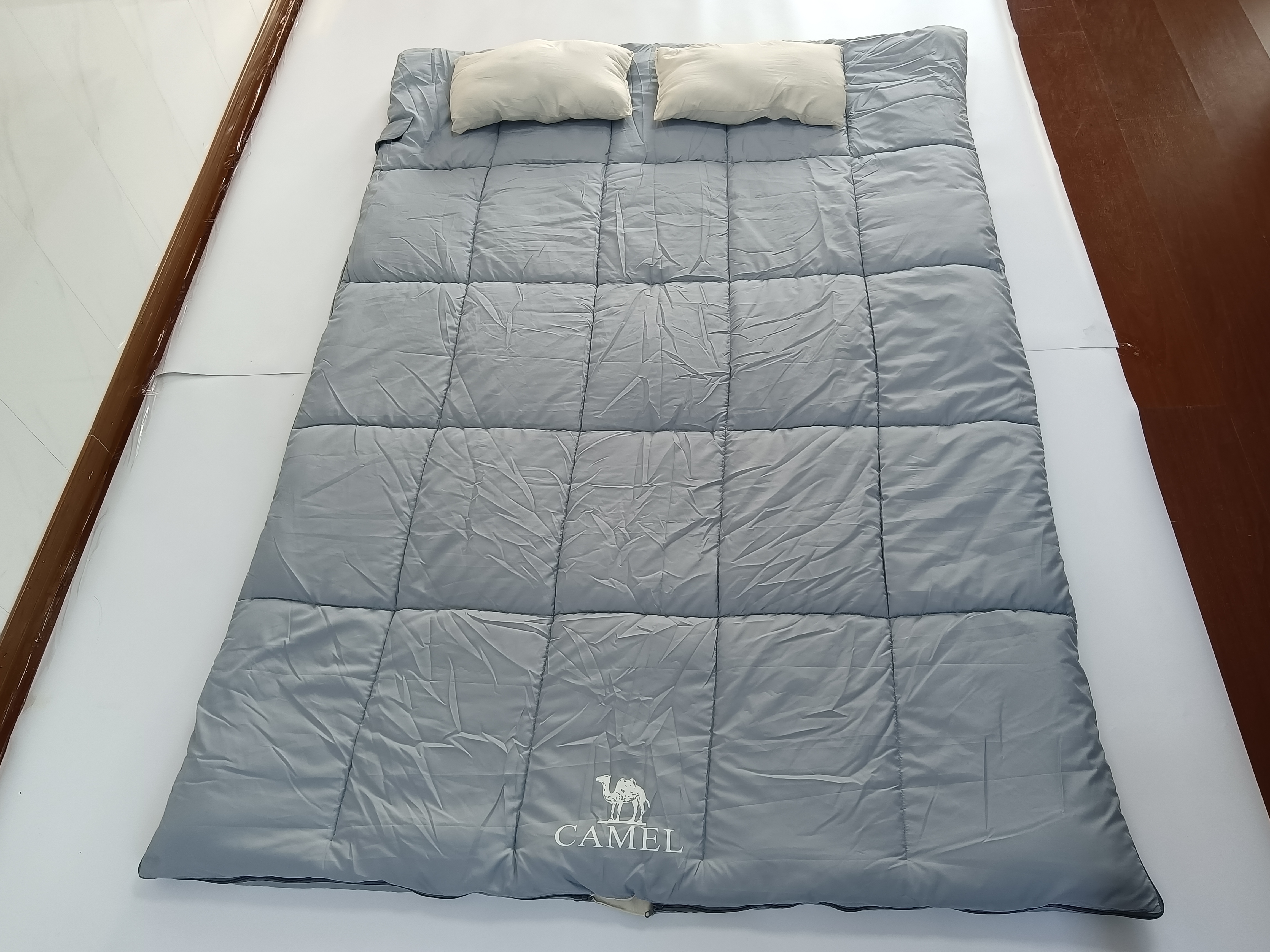 Two persons sleeping bag