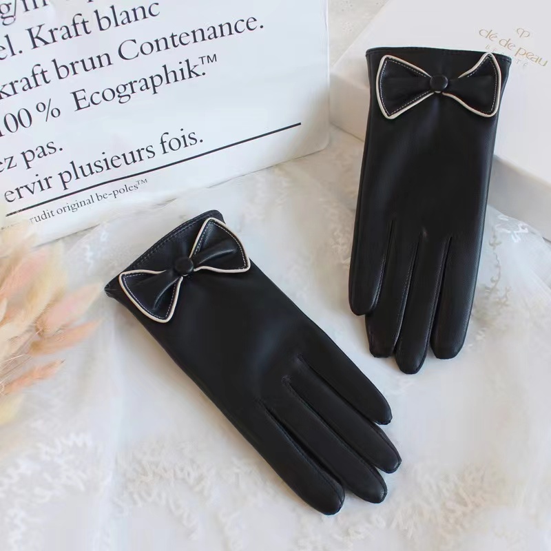 glove