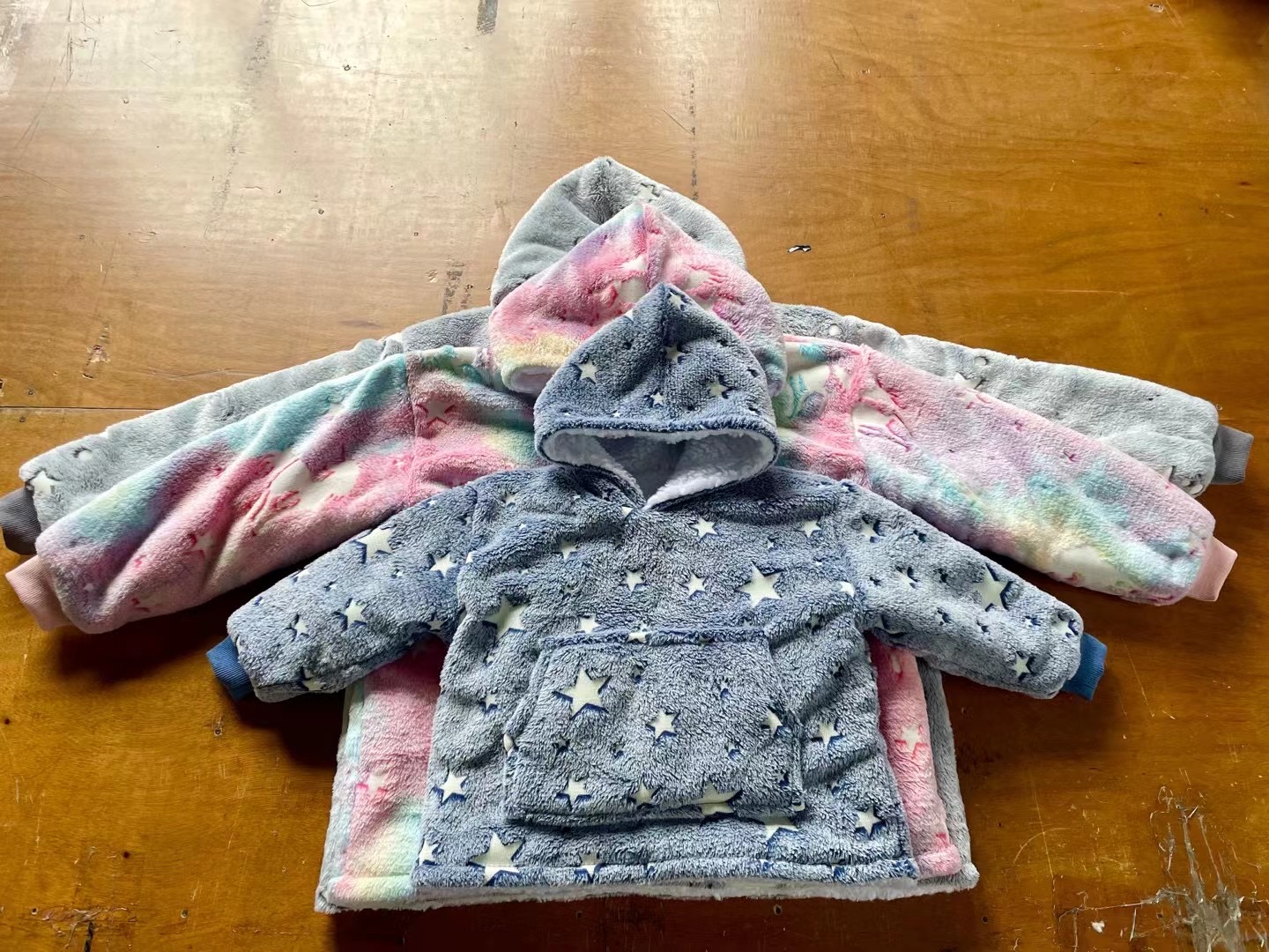 Glow in the dark kids hoodie blanket