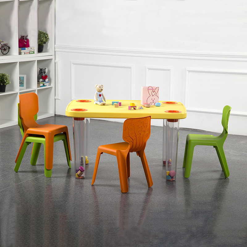 Kids table
