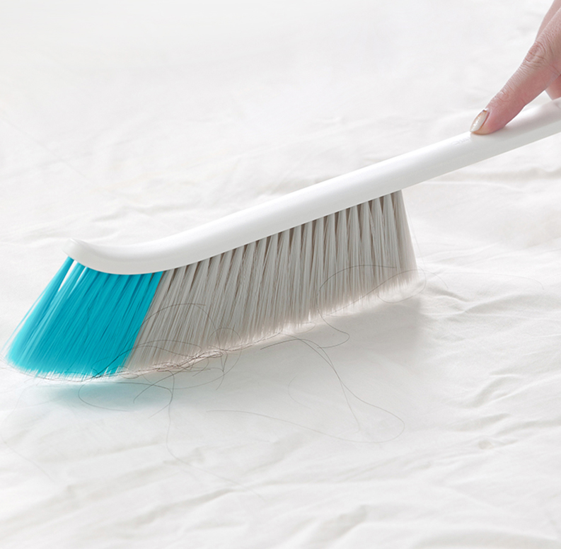 Hand broom debris cleaning brush dusting brush for bed, couch, keyboard and counter