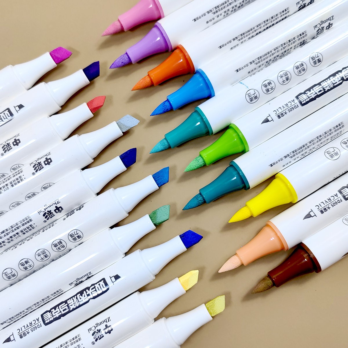 605 Dual Tip Acrylic Marker