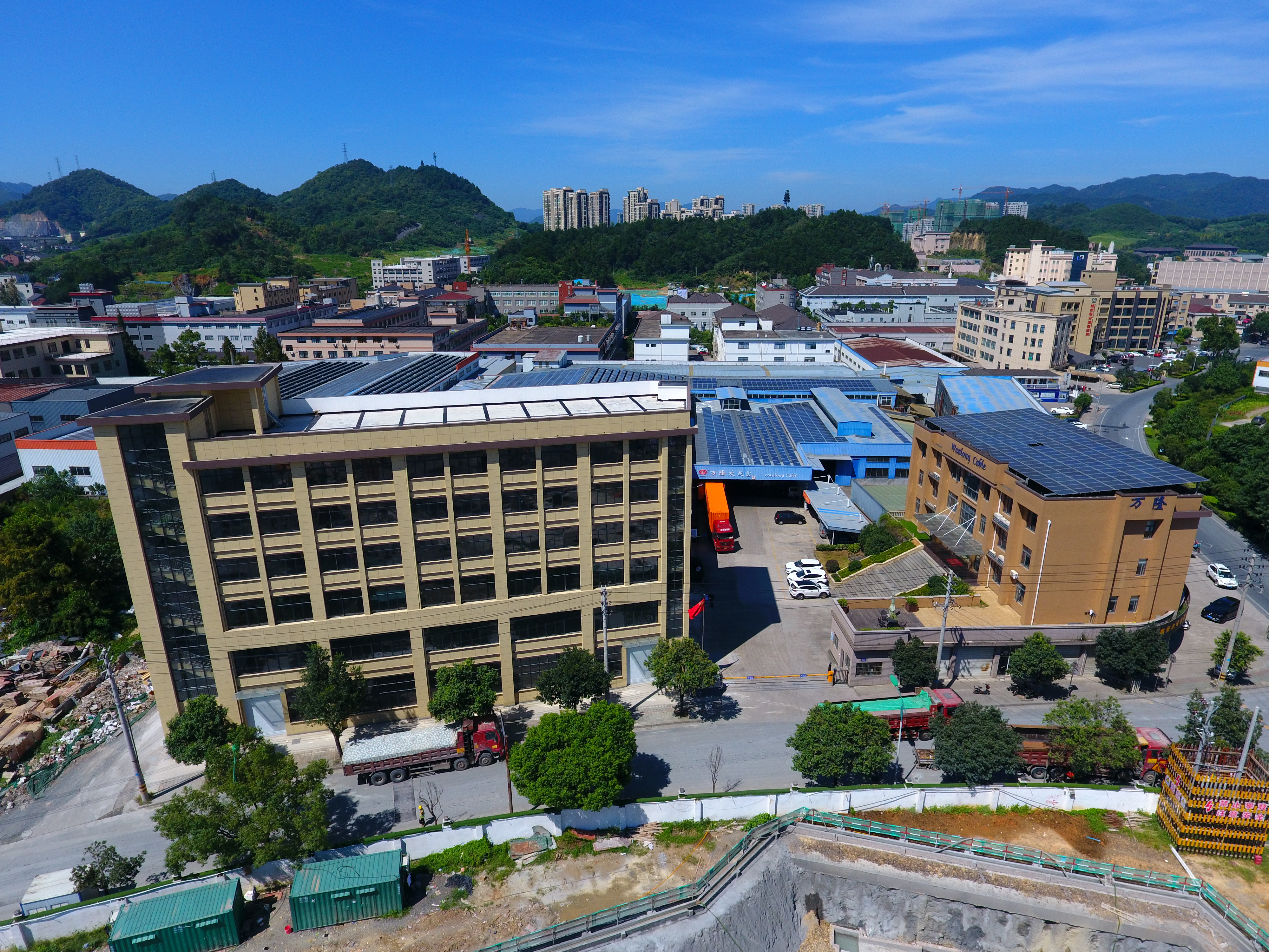 Hangzhou Lin'an Wanlong Cable Co., Ltd. – Optical fiber jumpers 1