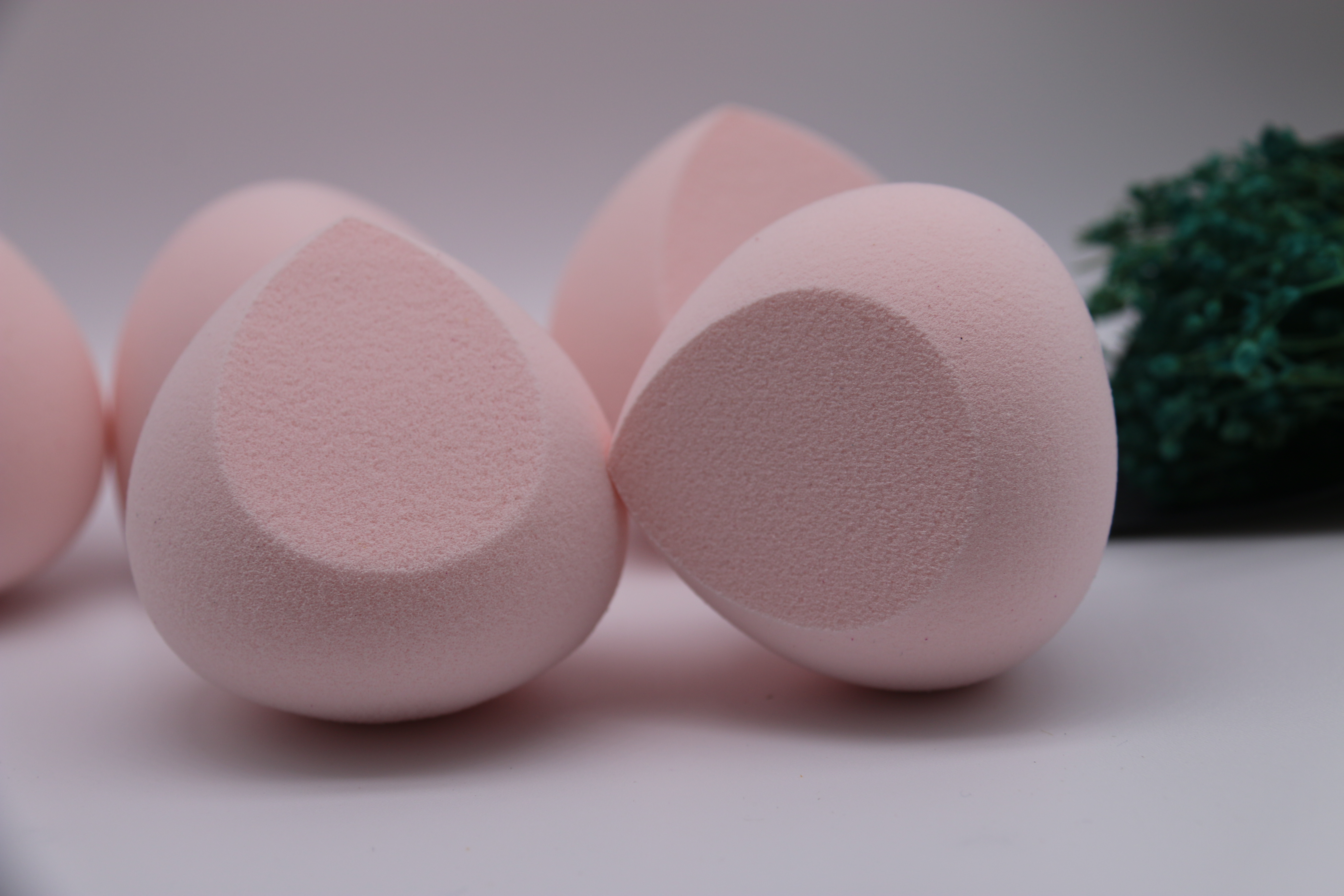 Make-up sponges