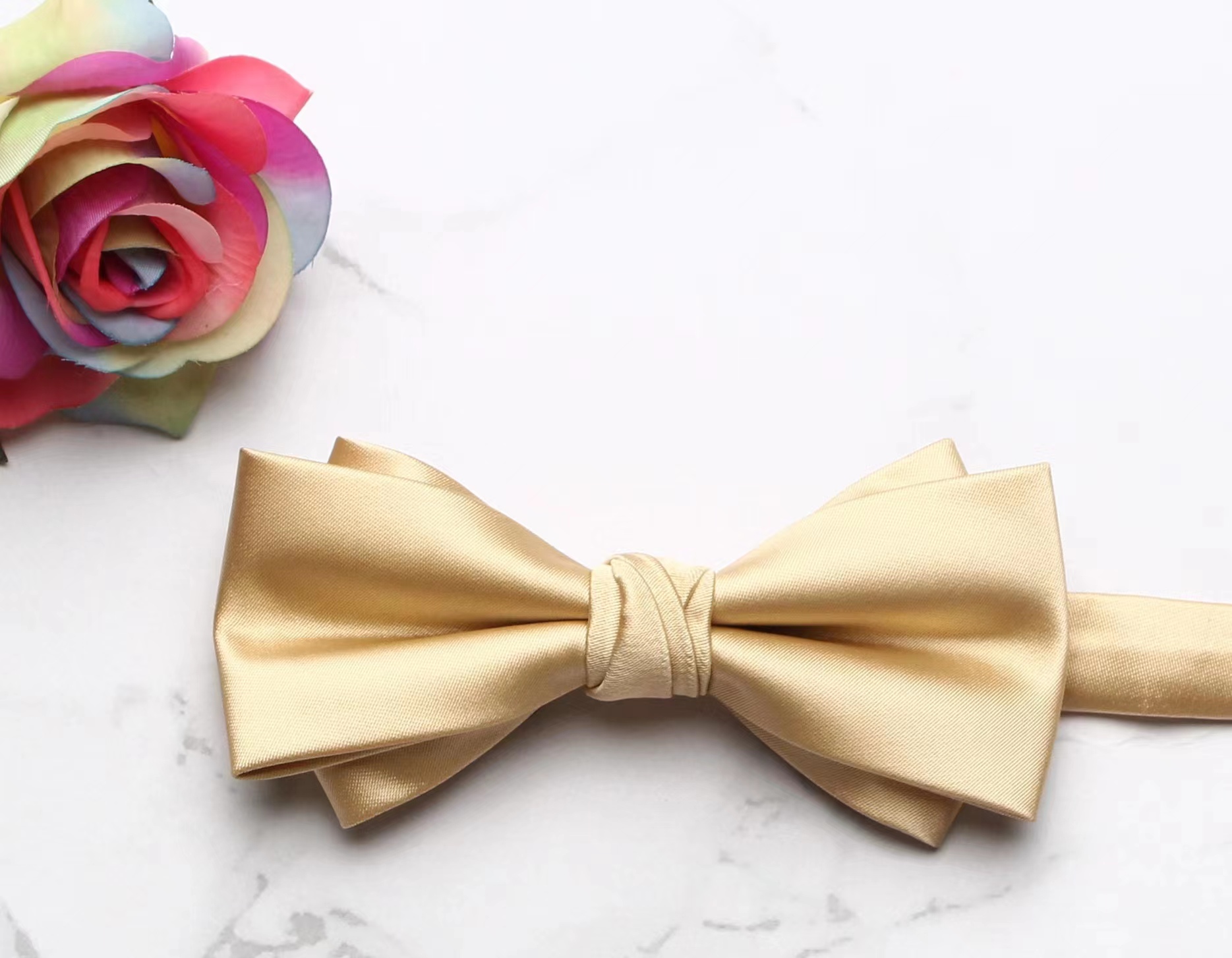 100% silk bowtie