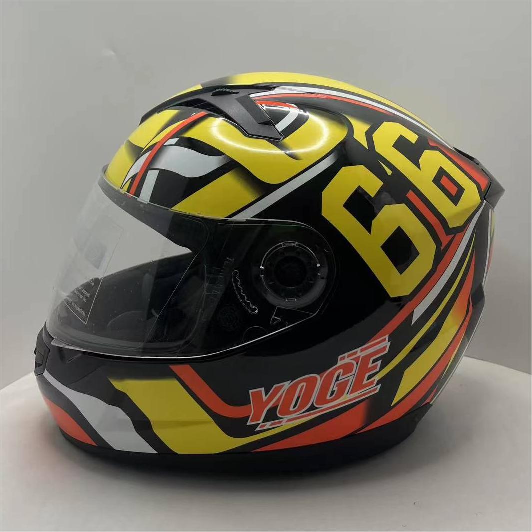 Motorcycle helmet for children with ECE / DOT