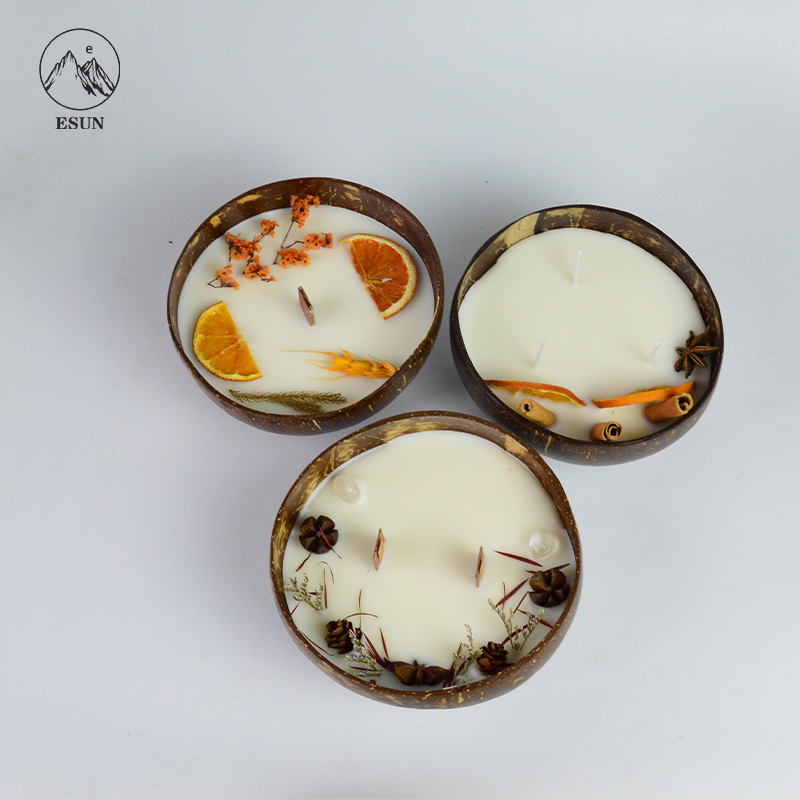 Coconut Bowl Scented Candles Soy Wax Candle with dried flower and Luxury Crystal in Coconut Shell