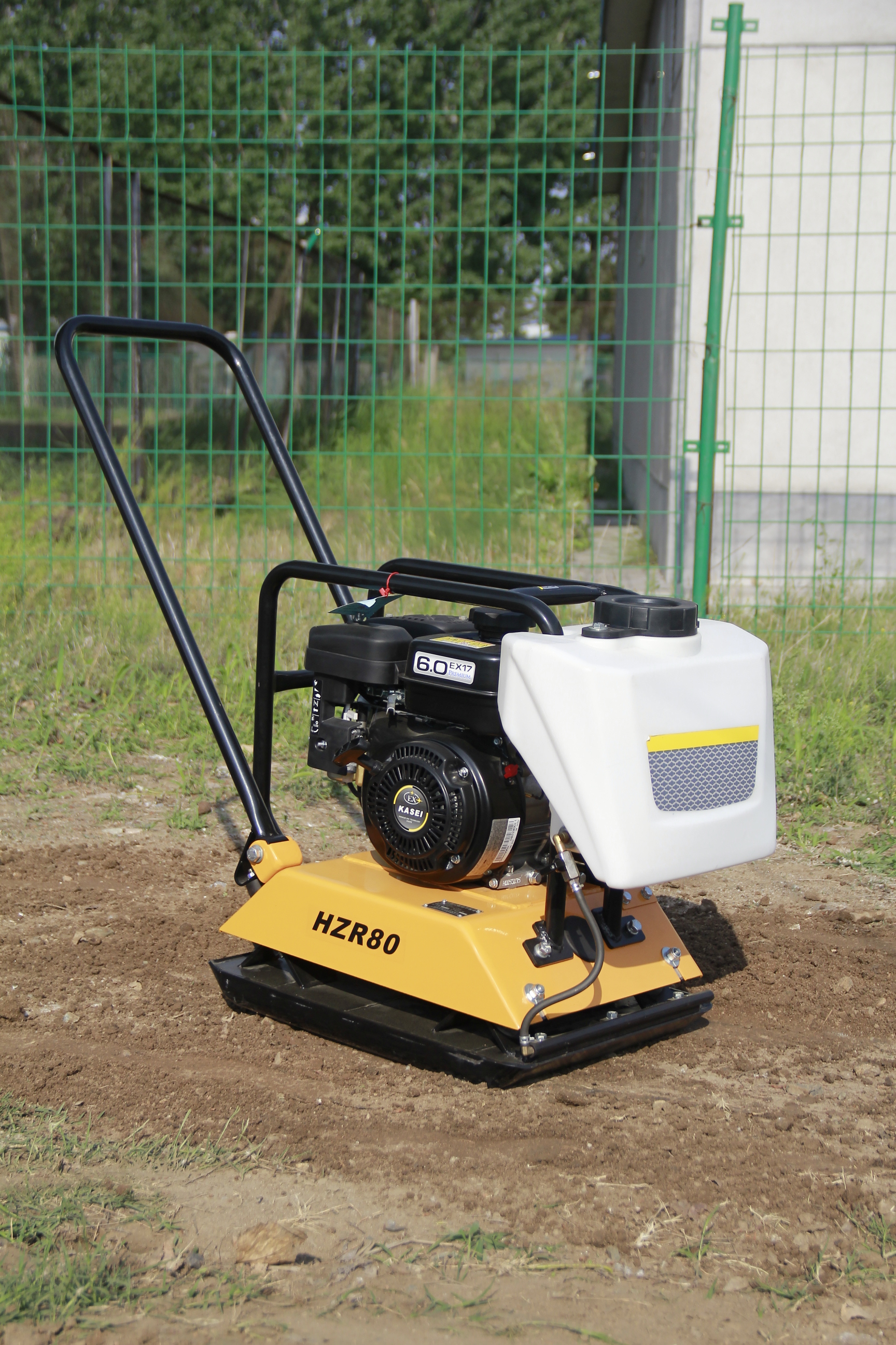 Plate compactor