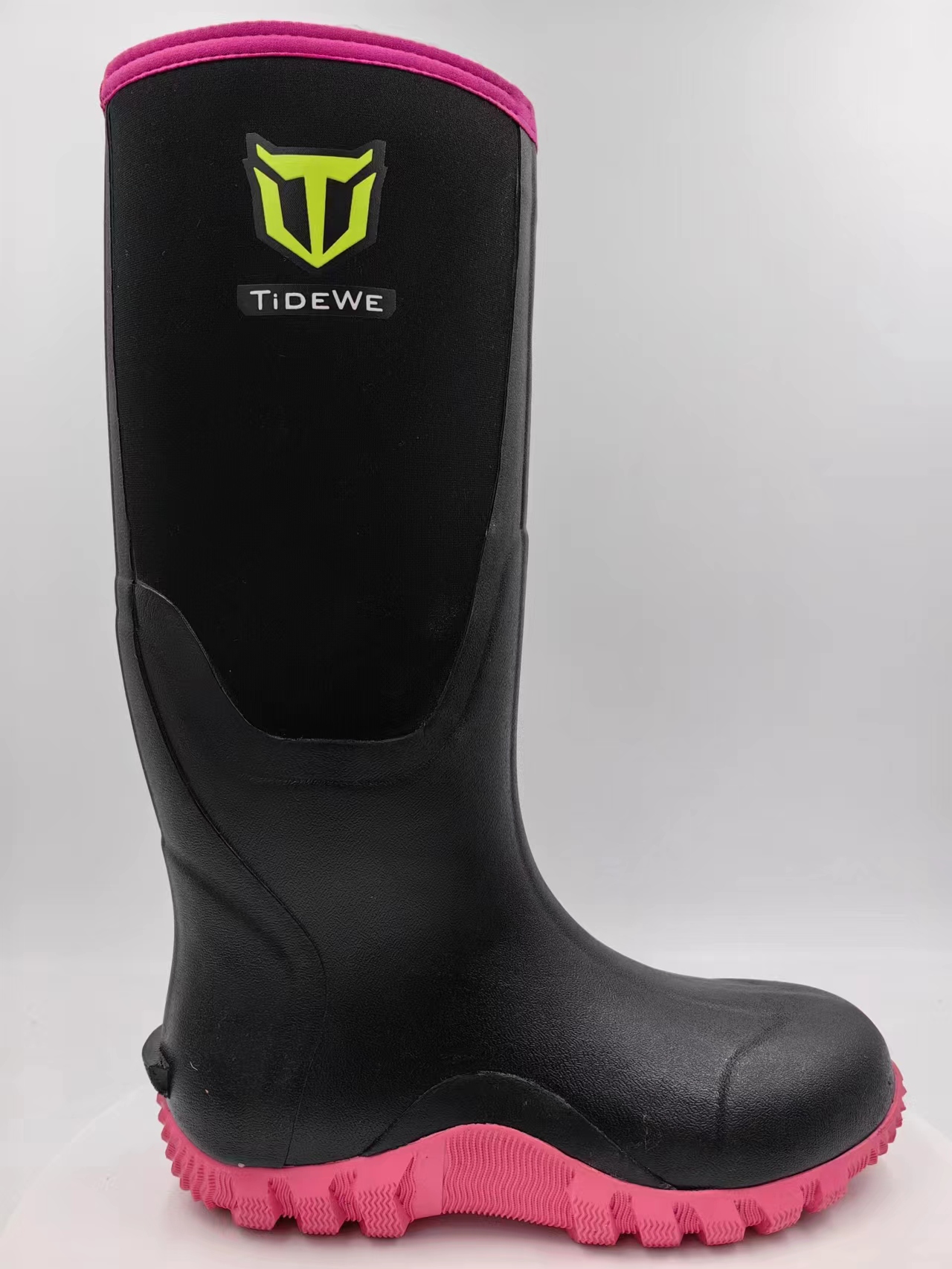 Rubber boot