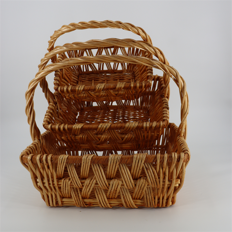 Wicker basket