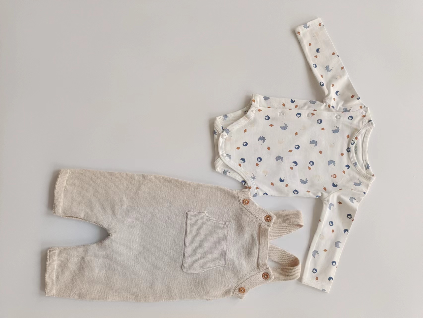 Infant knitted suit