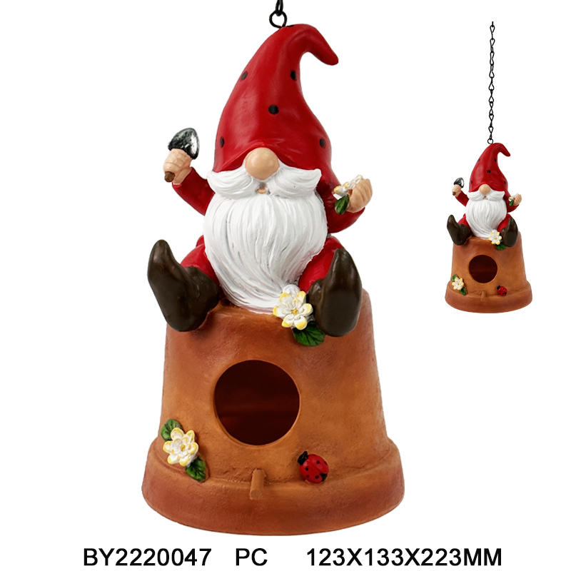 Garden birdhouse