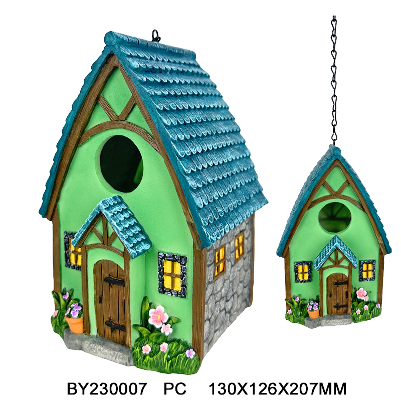 Garden birdhouse