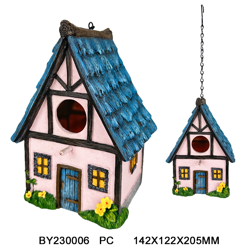 Garden birdhouse
