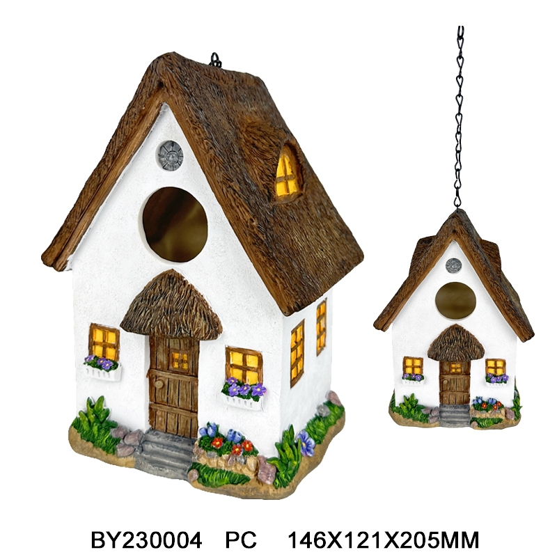 Garden birdhouse