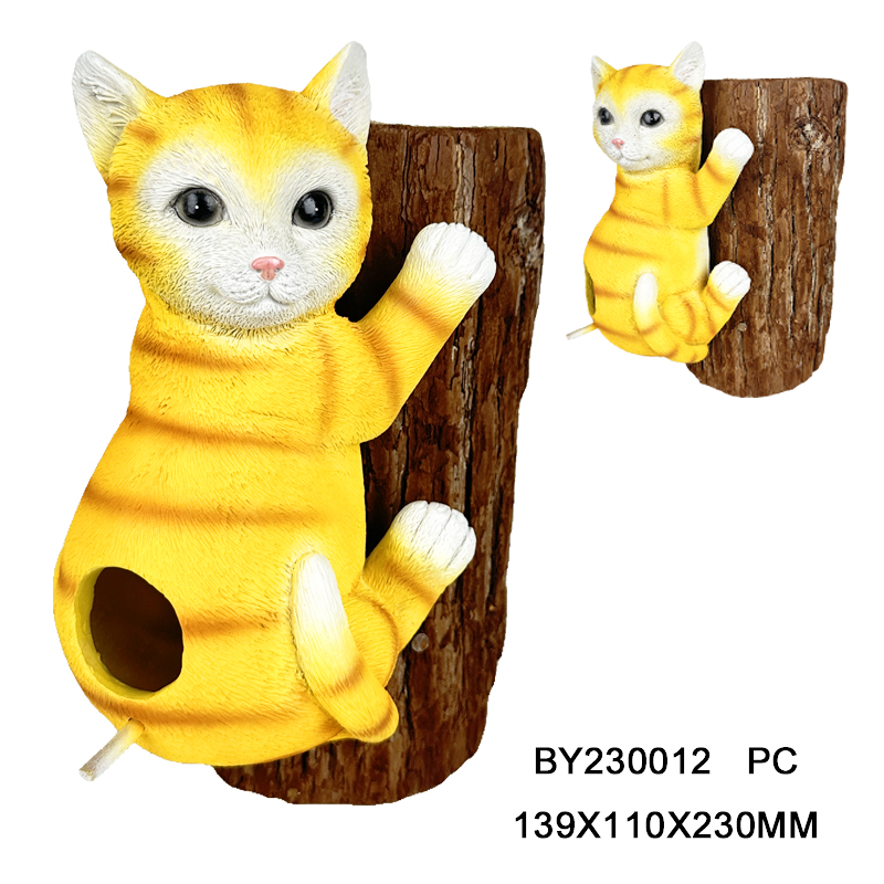 Resin Tree Hugger