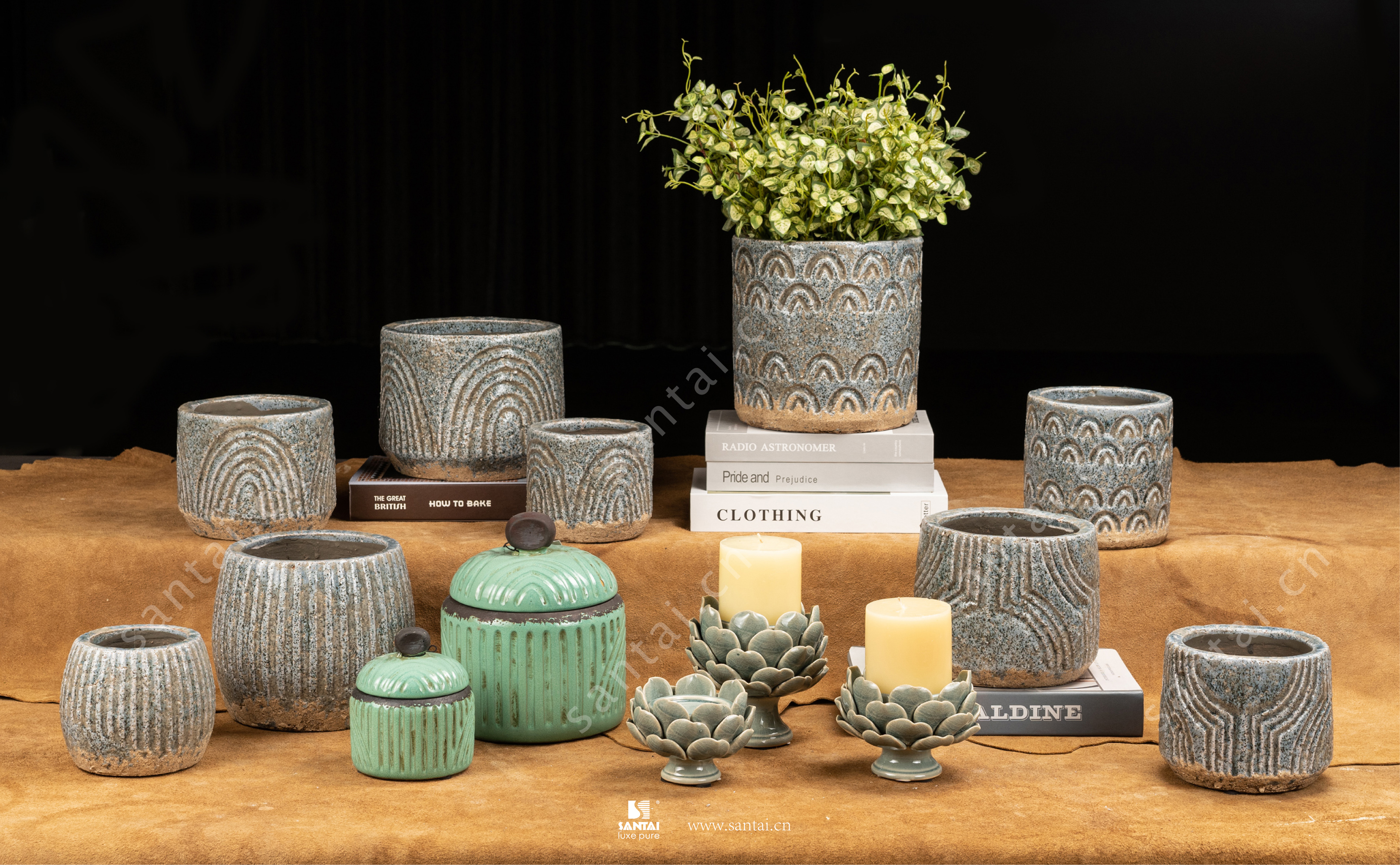 Ceramic pot hand made flower candle holder