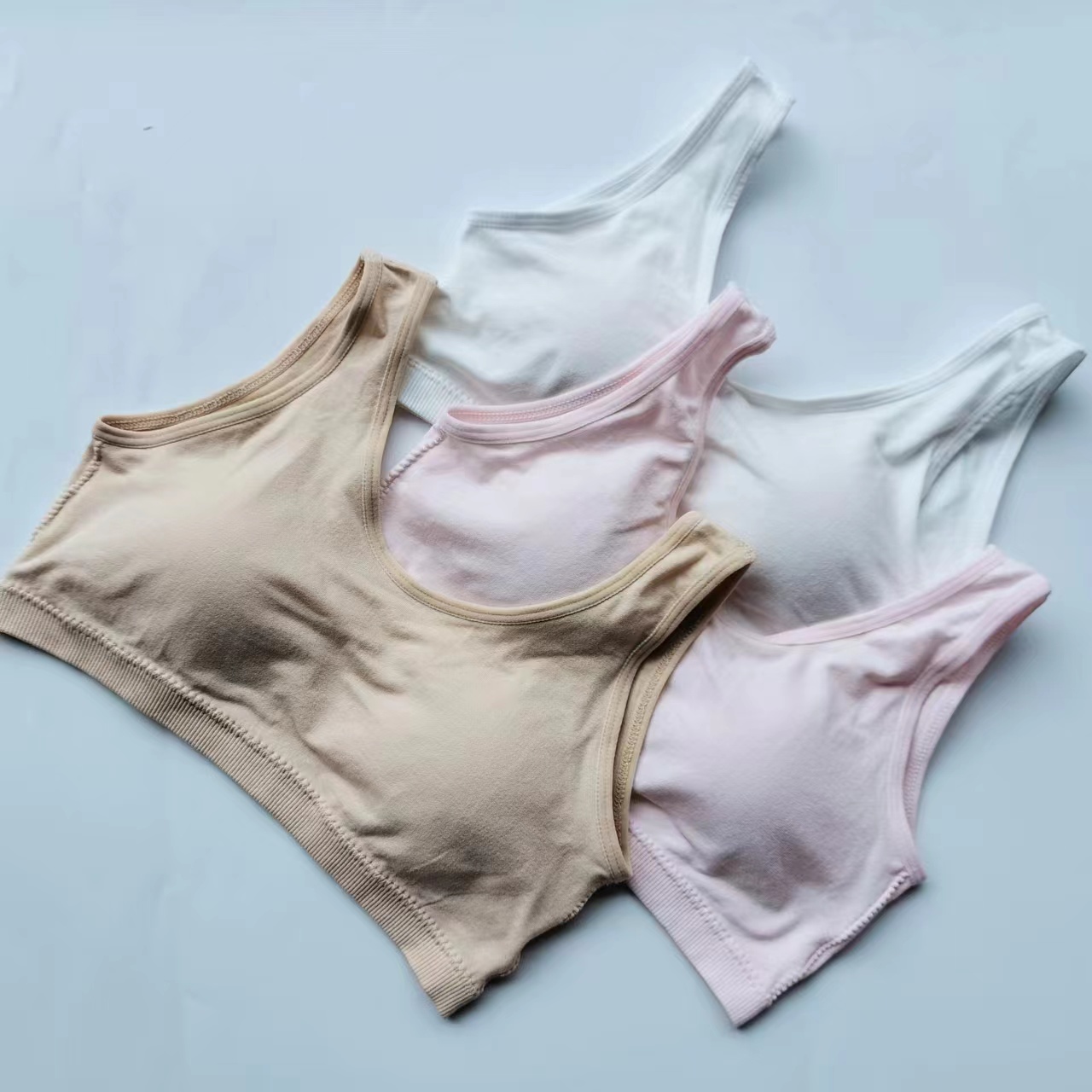Comfortable Solid Color ladies' seamless bra