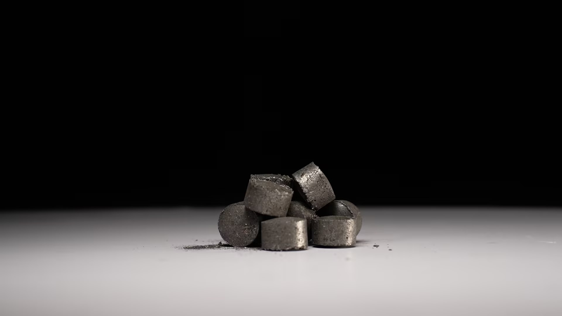 Baotou City Huashang Rare Earth Alloy Co., Ltd. – molde de inyección 1