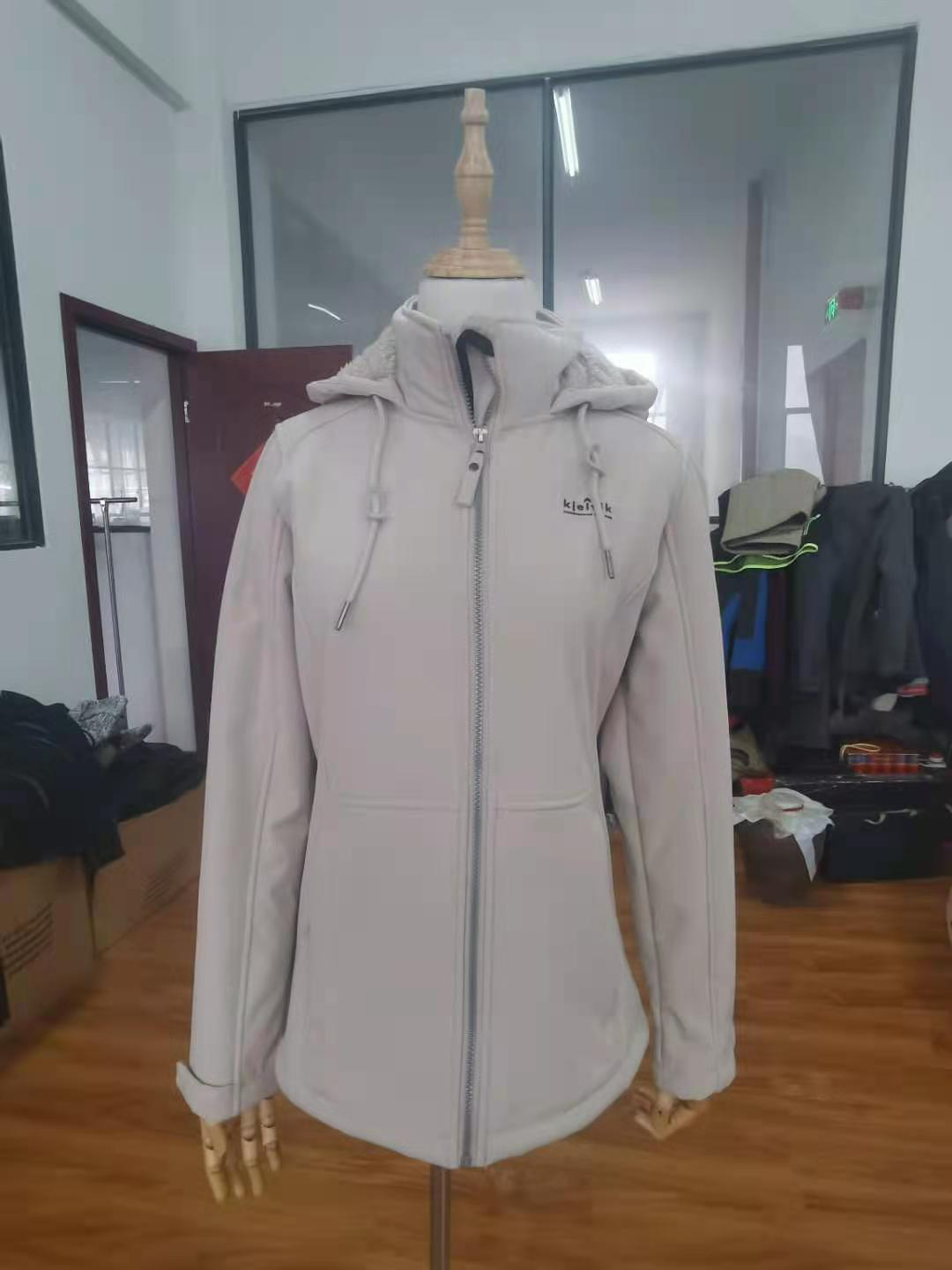 Tonglu YiShan Import and Export Co.,Ltd – zapatos de tacón 2