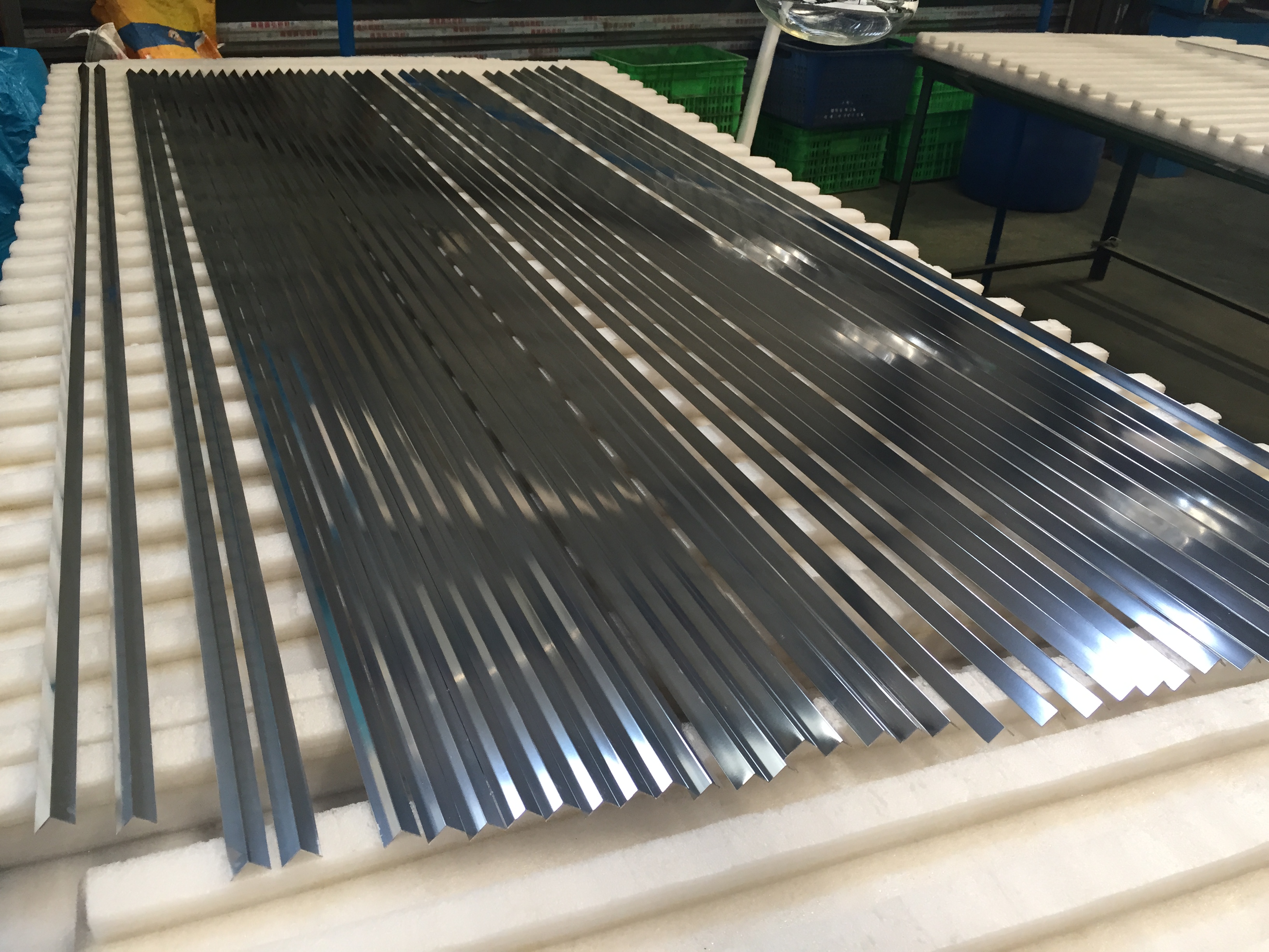 JL ALUMINUM LIMITED GZ – sofá de cuero 3