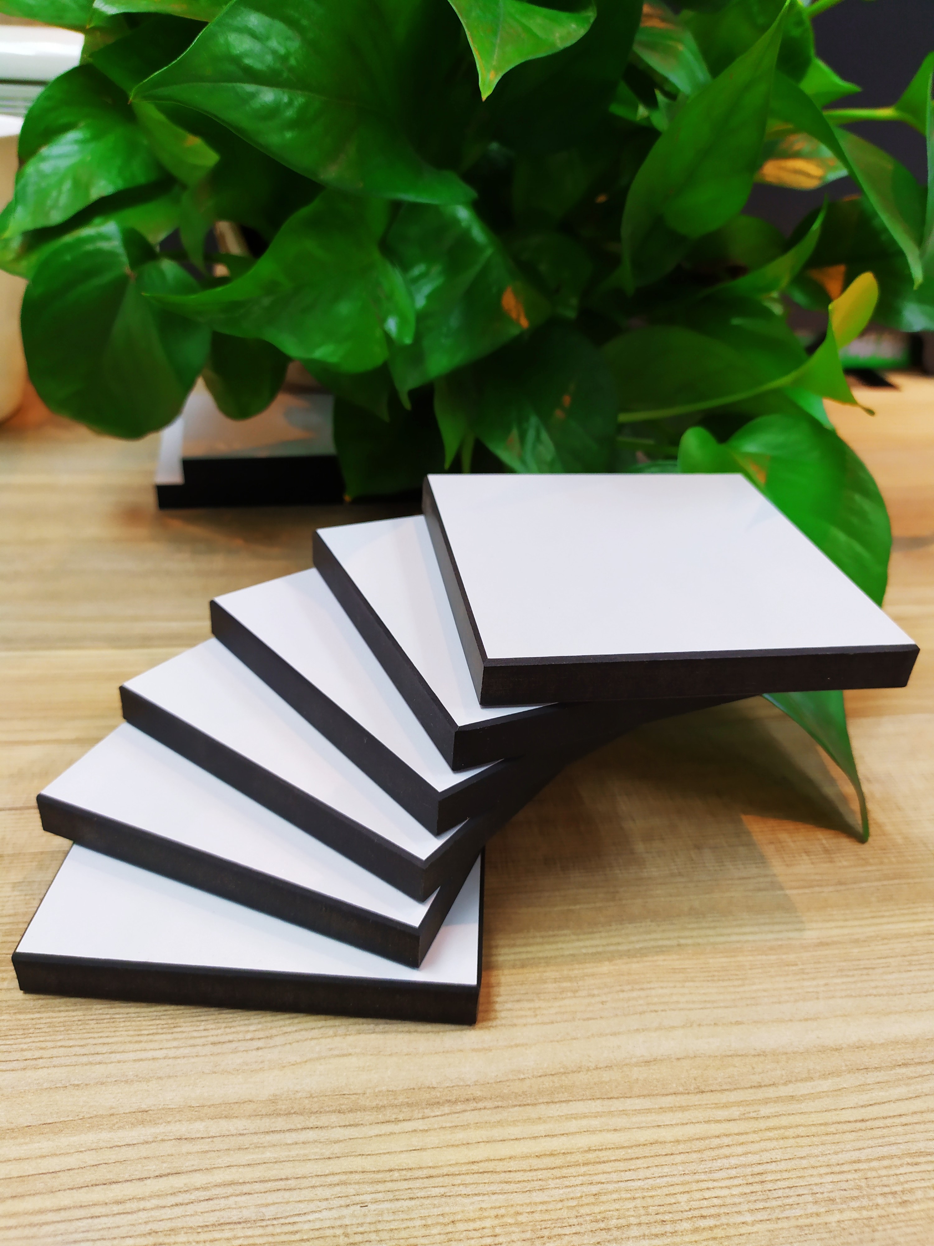 GUANGZHOU DIYA INTERNATIONAL TRADING CO., LTD – cama de metal 4
