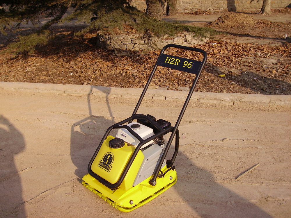 Plate compactor