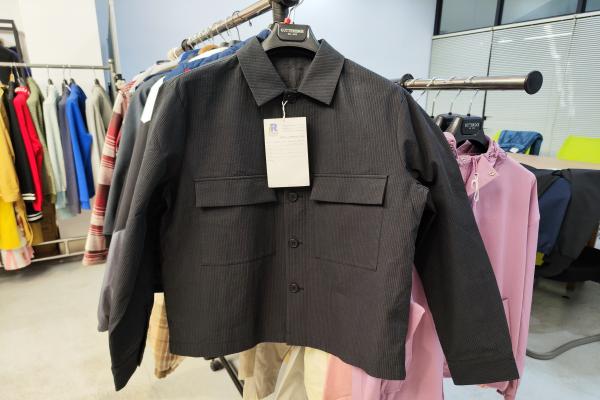 AUYANG INTERNATIONAL TRADING CO., LTD – vestido de noche 3