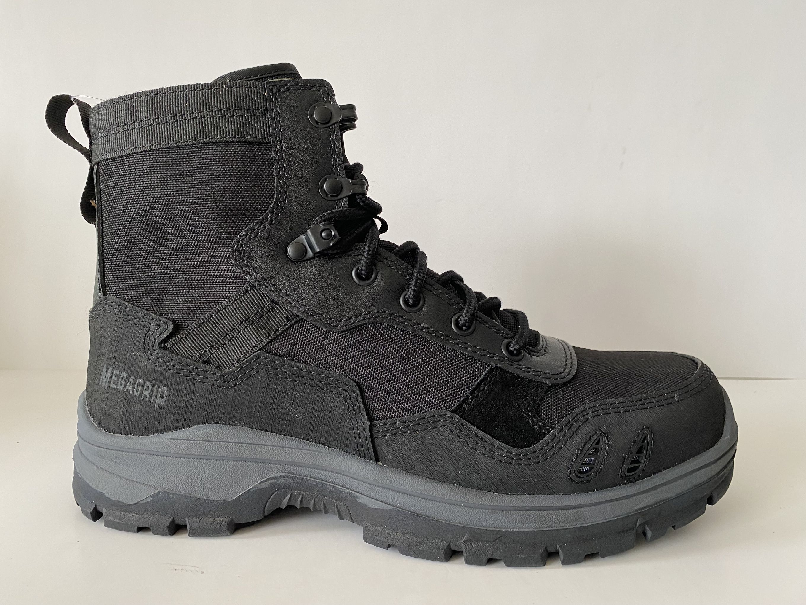 Army boots police boots training shoes desert boots