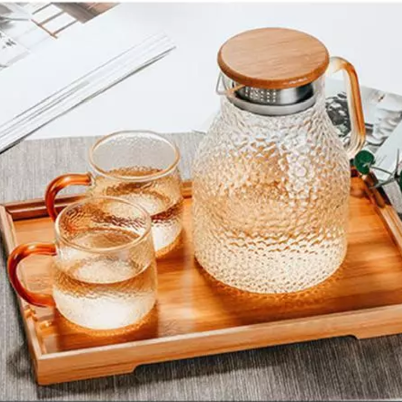 High borosilicate glass water pot with bamboo lid and handle