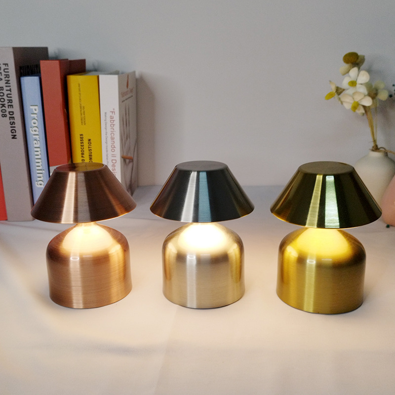 Retro metal table lamp bar cafe atmosphere table lamp USB rechargeable touch night light