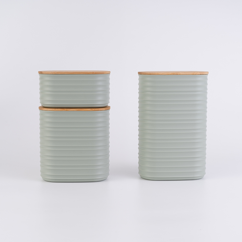 Canister