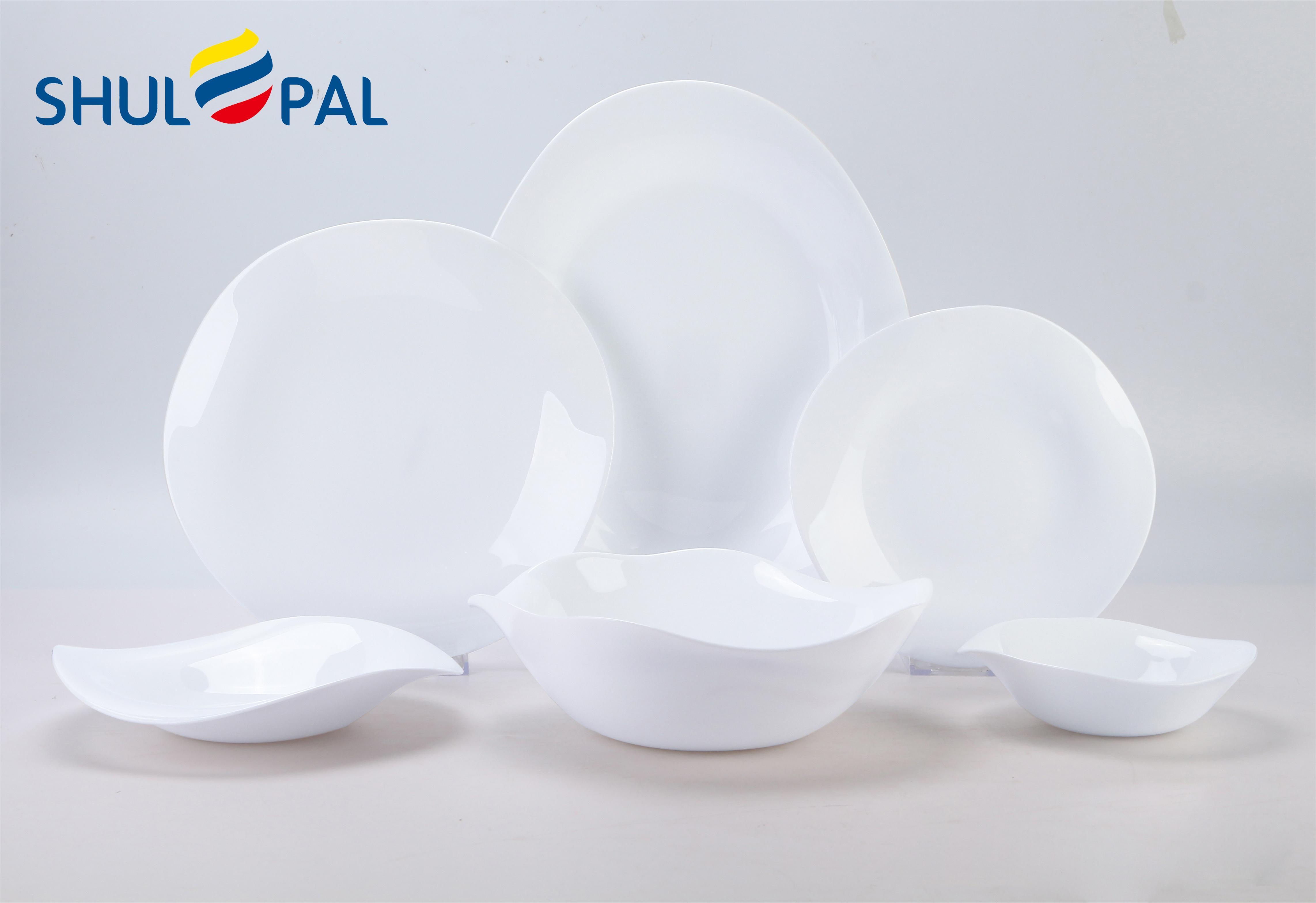 Glass tableware set