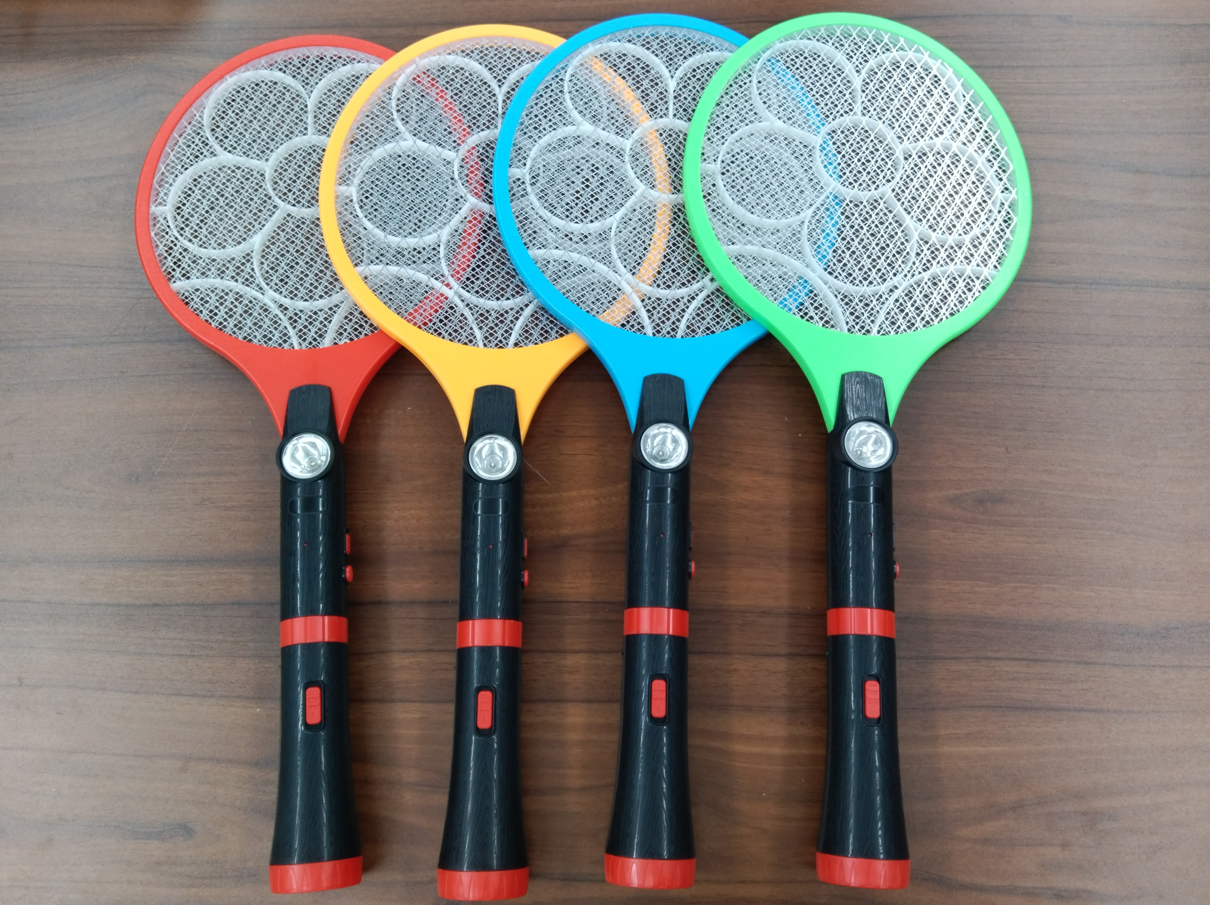 Rechargeable electric mosquito racket with torch detachable