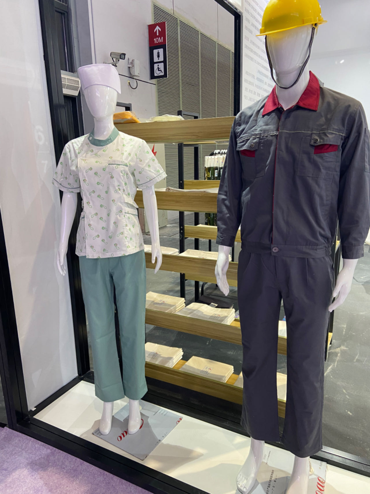 uniform fabricT/C 65/35 32*32 130X70 57/58"