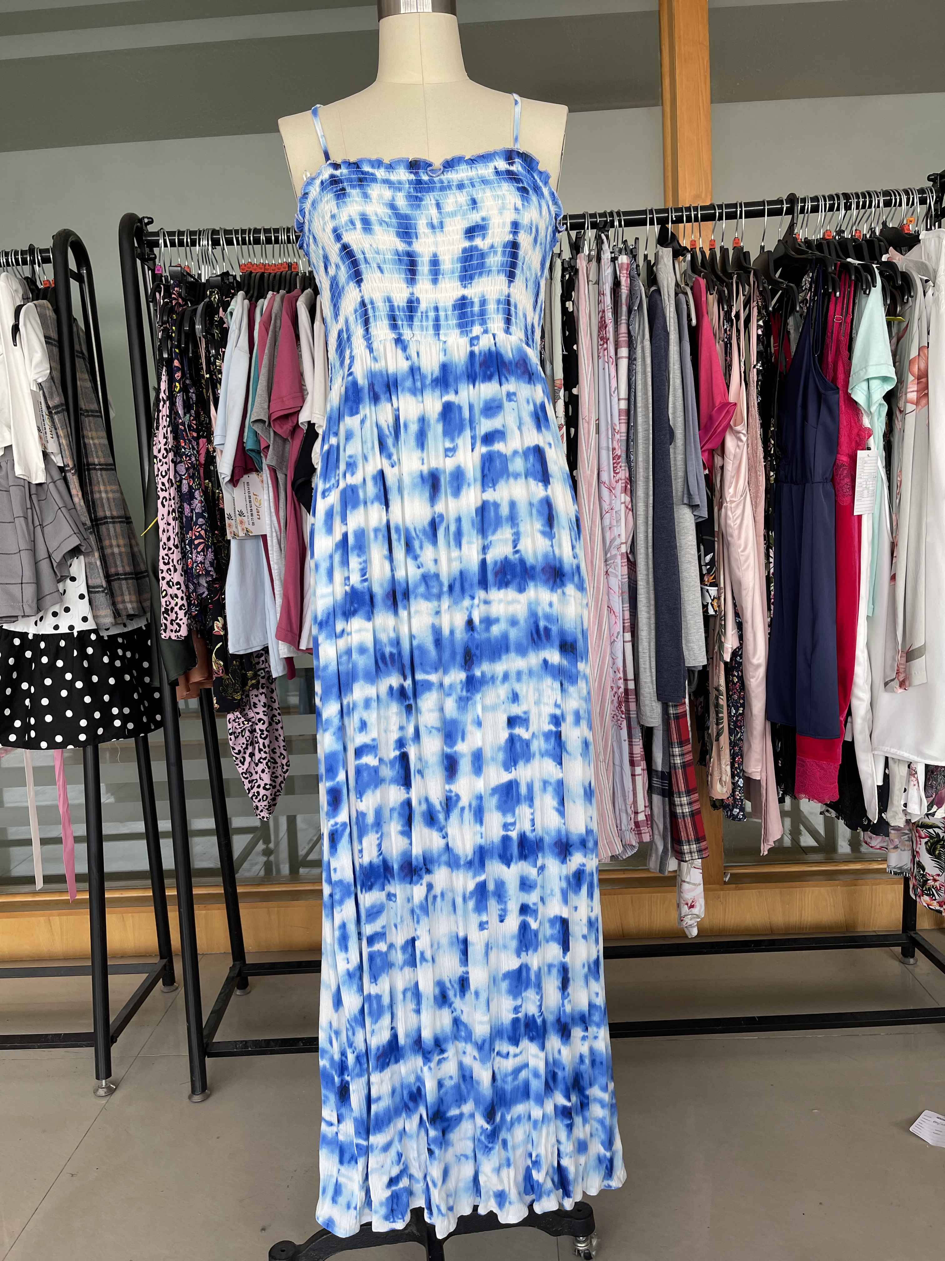 Shaoxing Joyan Apparel Co., Ltd – vestido de noche 3