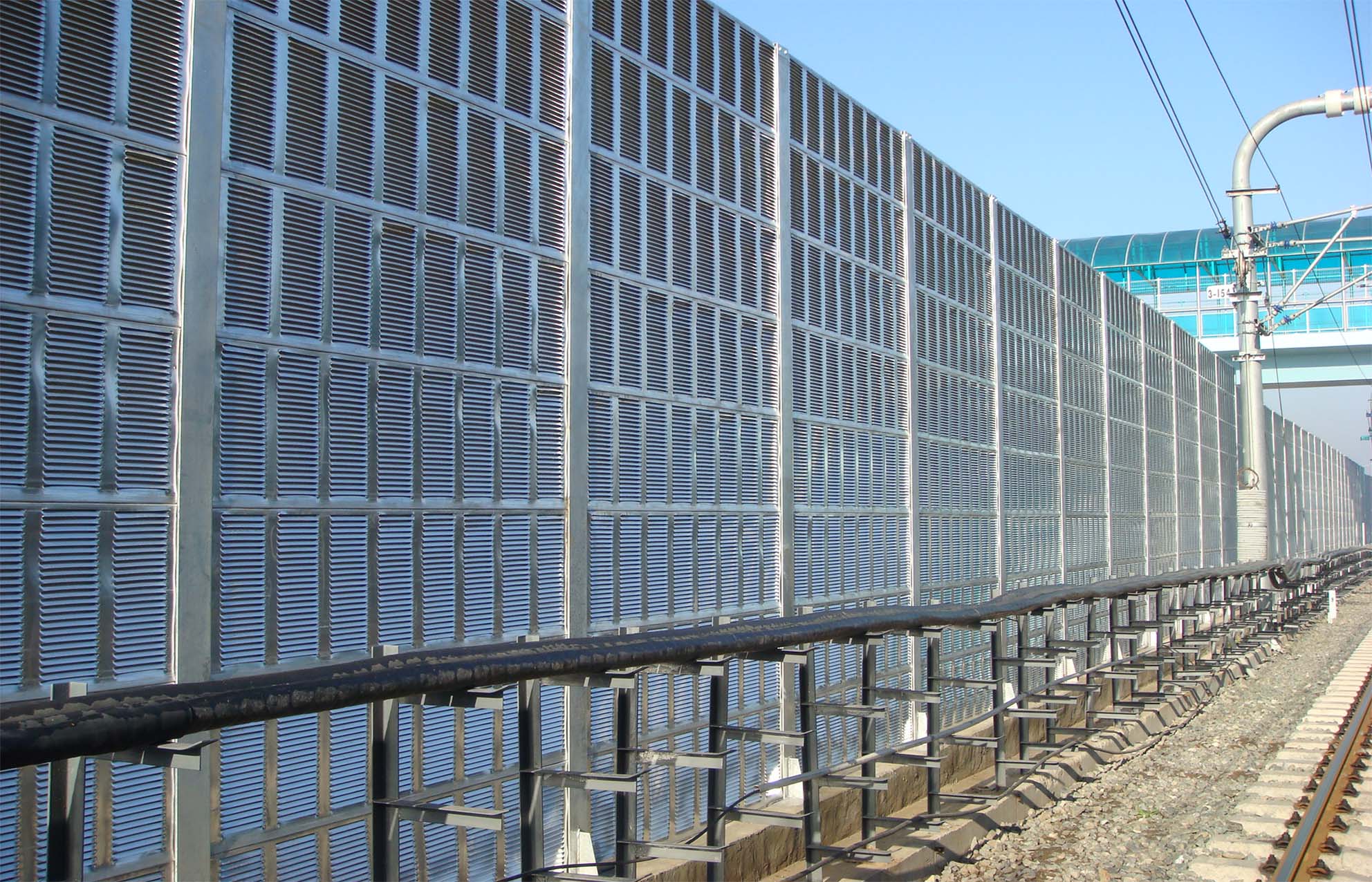 noise barrier