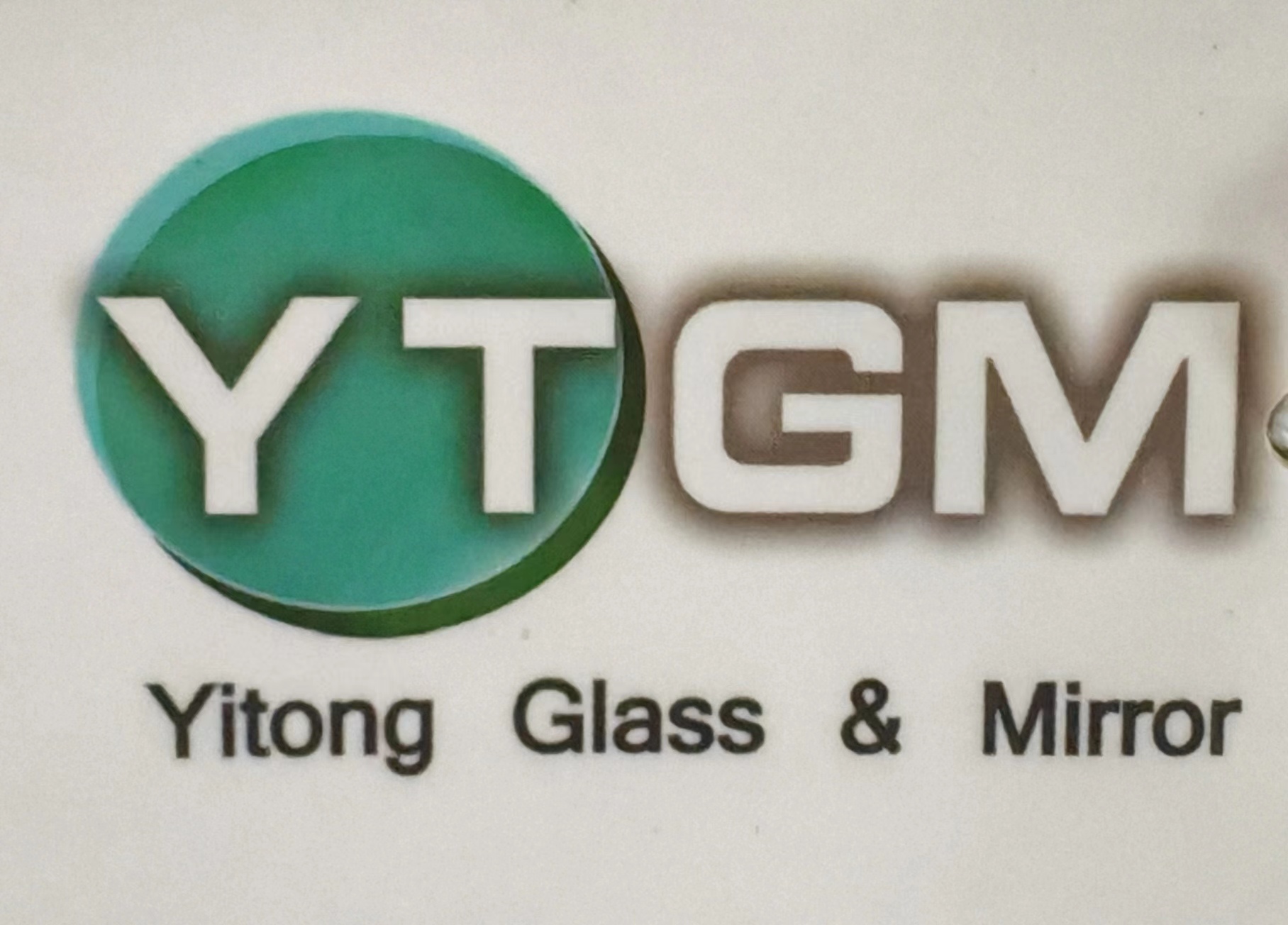 QINHUANGDAO YITONG GLASS & MIRROR CO.LTD