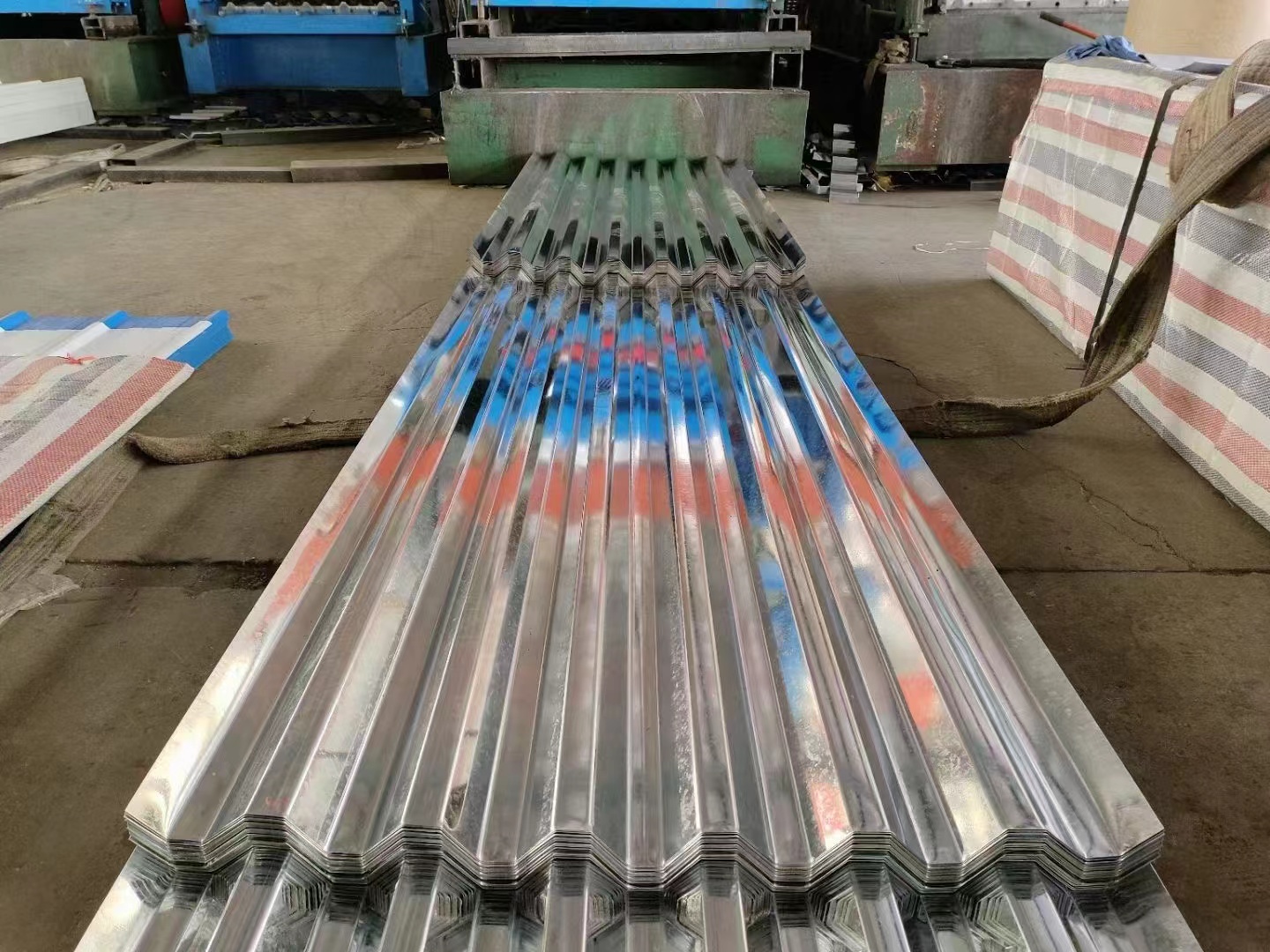 ANPING HUILONG WIRE MESH MANUFACTURE CO.,LTD – cama de metal 4