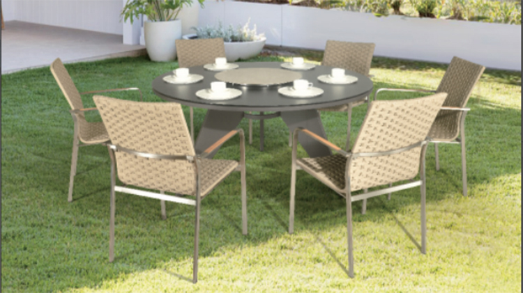 outdoor dining set