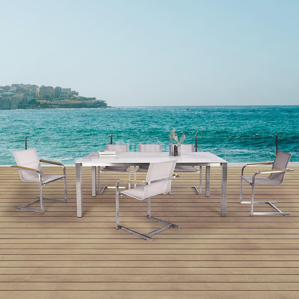 outdoor dining set
