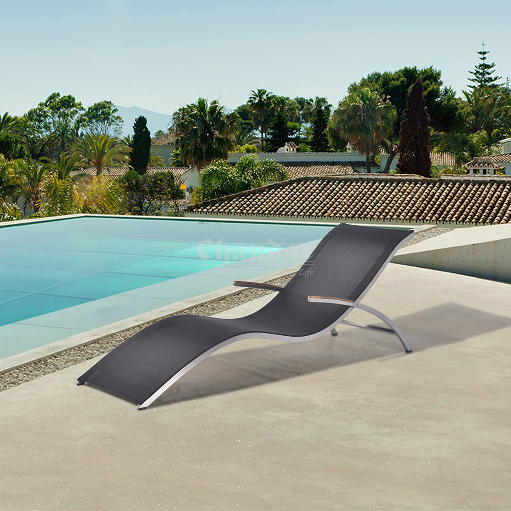 outdoor sun lounge