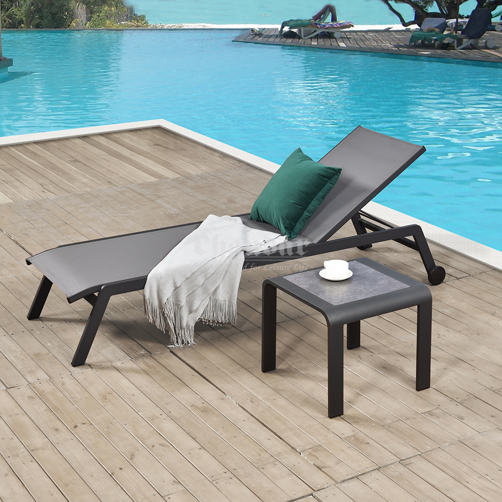 outdoor sun lounge