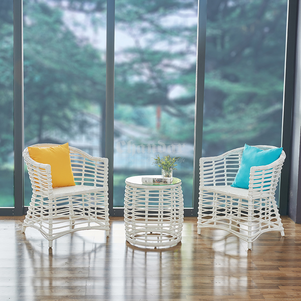 outdoor balcony set