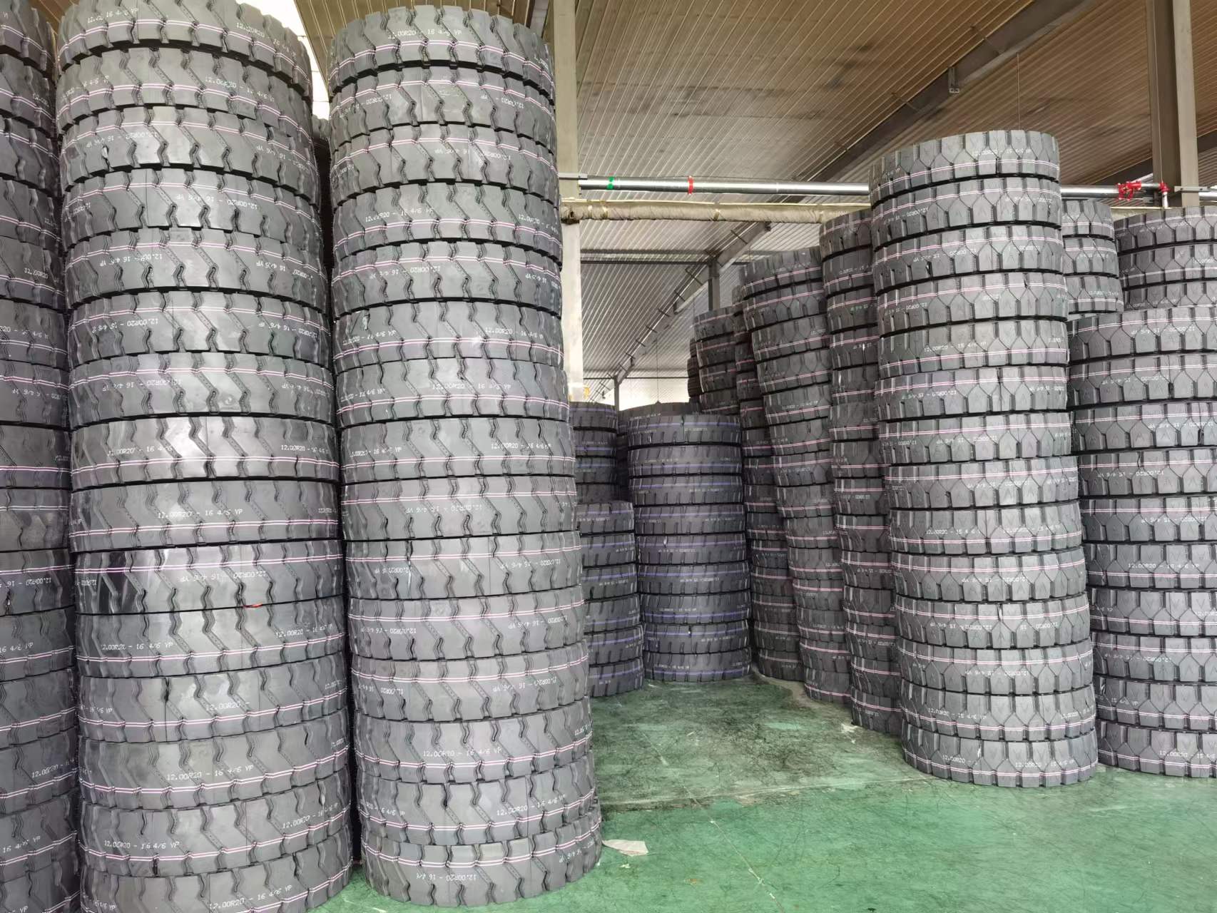 Tyre Tire Tbr Pcr Otr Truck And Bus Tyre Passenger Car Tyre Off The Road Tyre 315/80r22.5 12r22.5
