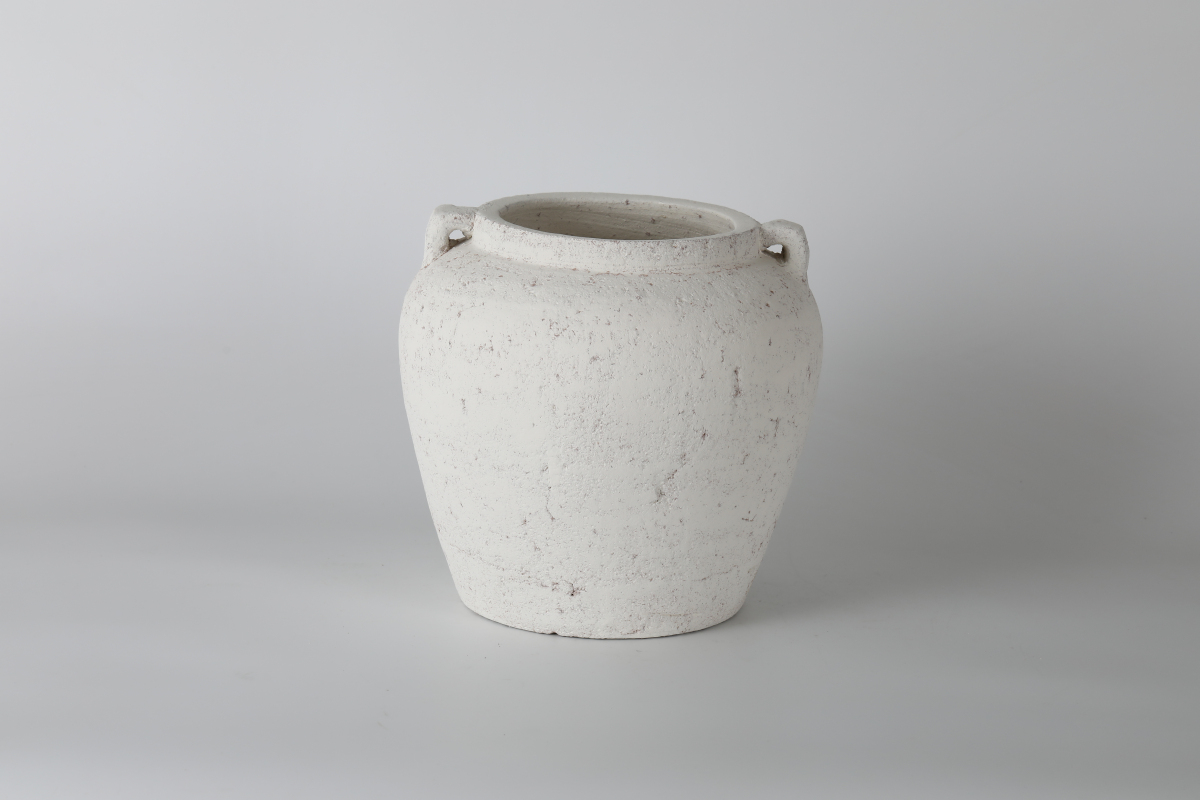 Ceramic vase