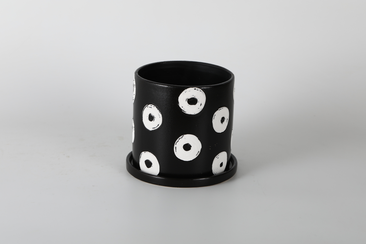 Ceramic vase