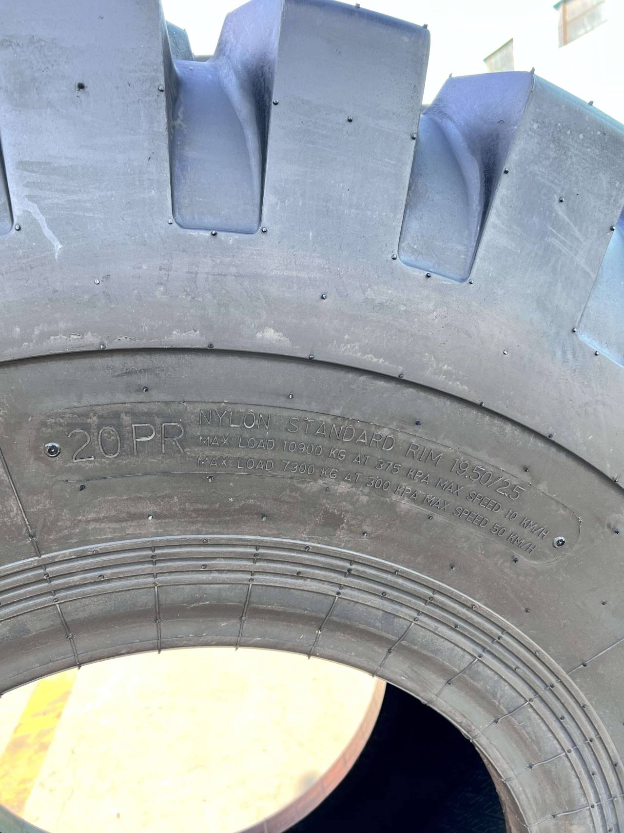 Ailite Tire Al758 235/70r16