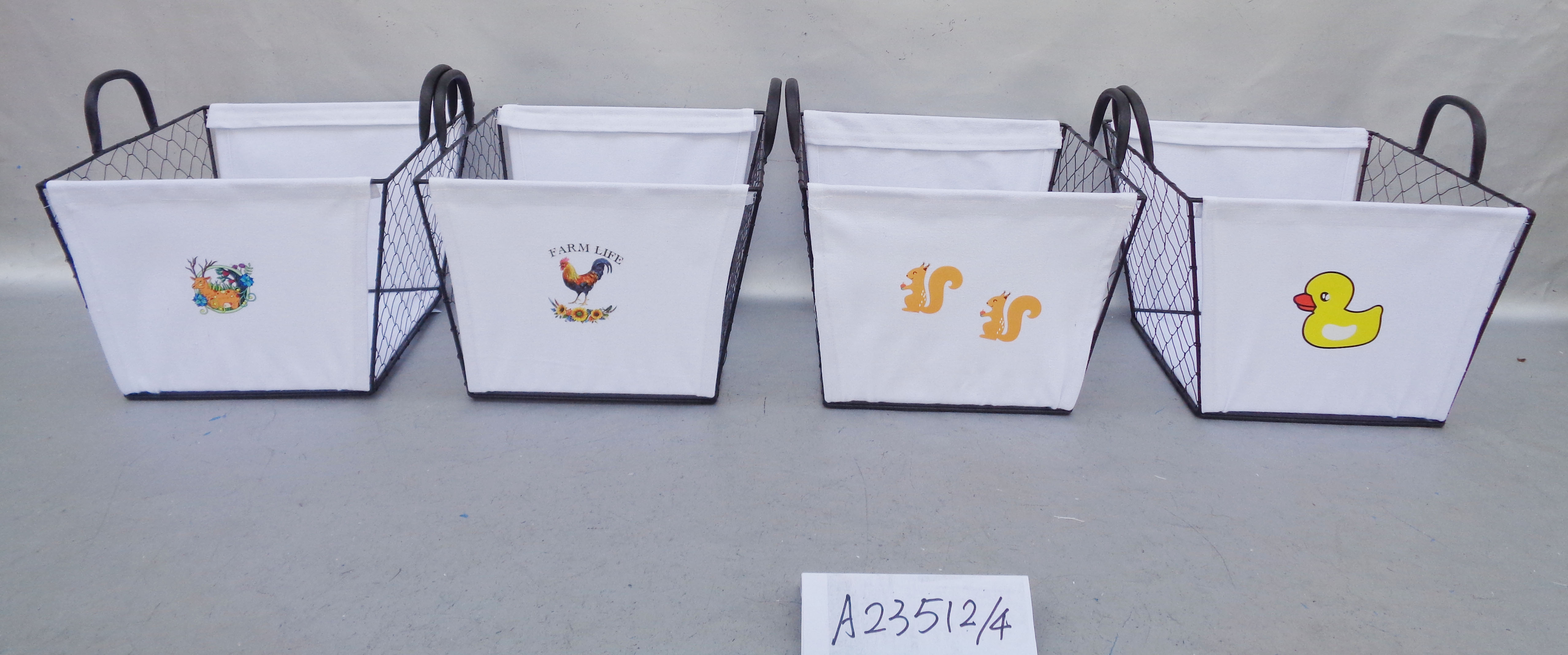 Iron wire basket