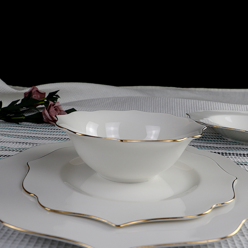 68pcs new bone dinenrware with full gold